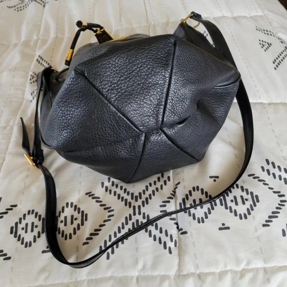 Vintage HCL leather bucket handbag. Price new in 2003 was $530. - Picture 3 of 7